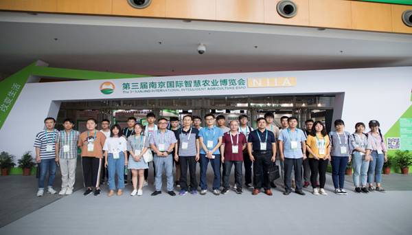 http://it.jsafc.edu.cn/__local/6/3A/70/42C54E7DF2EAAB1F5418D8AD380_8FB4CA81_B2E95.png